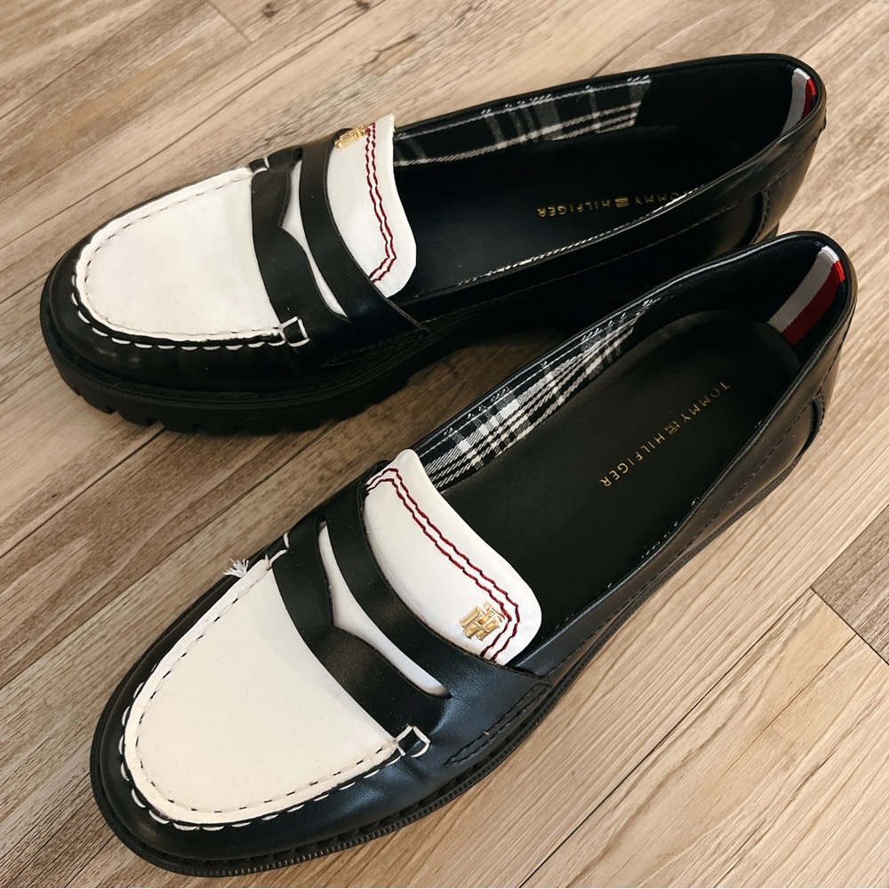 Tommy Hilfiger women loafers